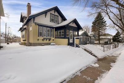 882 Fuller Avenue, Saint Paul, MN 55104 - Photo 1