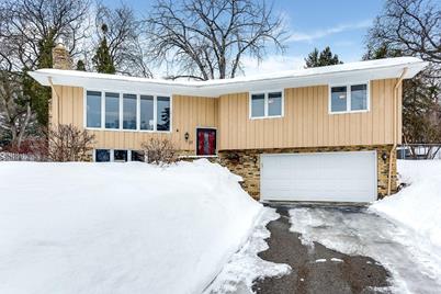 37 Western Terrace, Golden Valley, MN 55426 - Photo 1