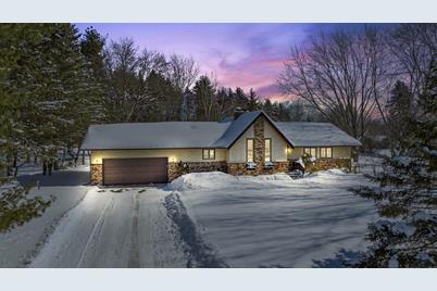 4131 Irvin Circle N, Lake Elmo, MN 55042 - Photo 1