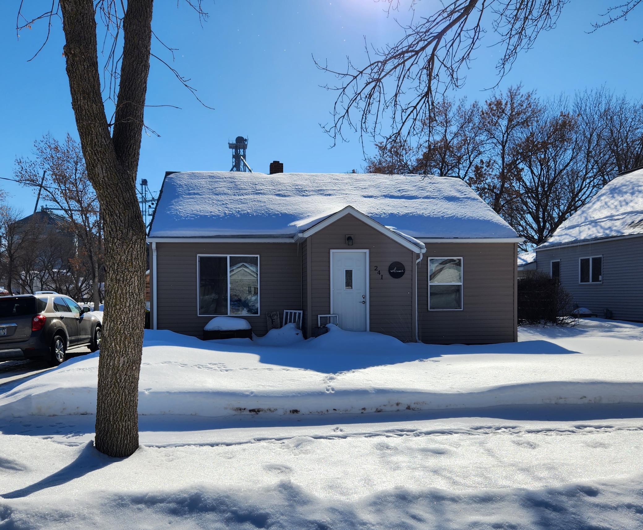 241 W Howard St, Edgerton, MN 56128 MLS 6331012 Coldwell Banker