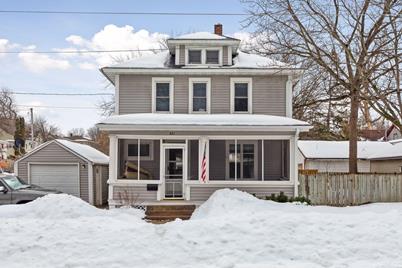 421 10th Street, Red Wing, MN 55066 - Photo 1