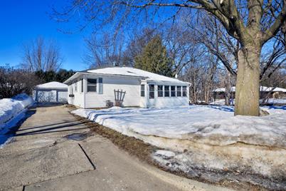 1058 Linn Avenue, Owatonna, MN 55060 - Photo 1