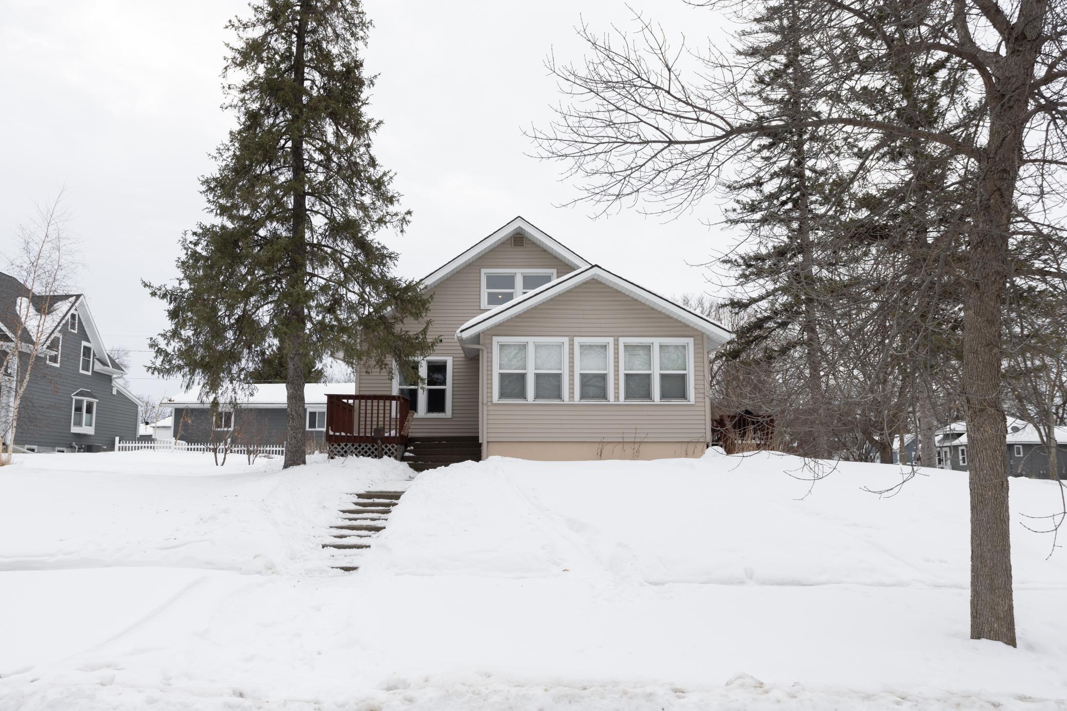 531 W Bancroft Ave, Fergus Falls, MN 56537 MLS 6332508 Coldwell Banker