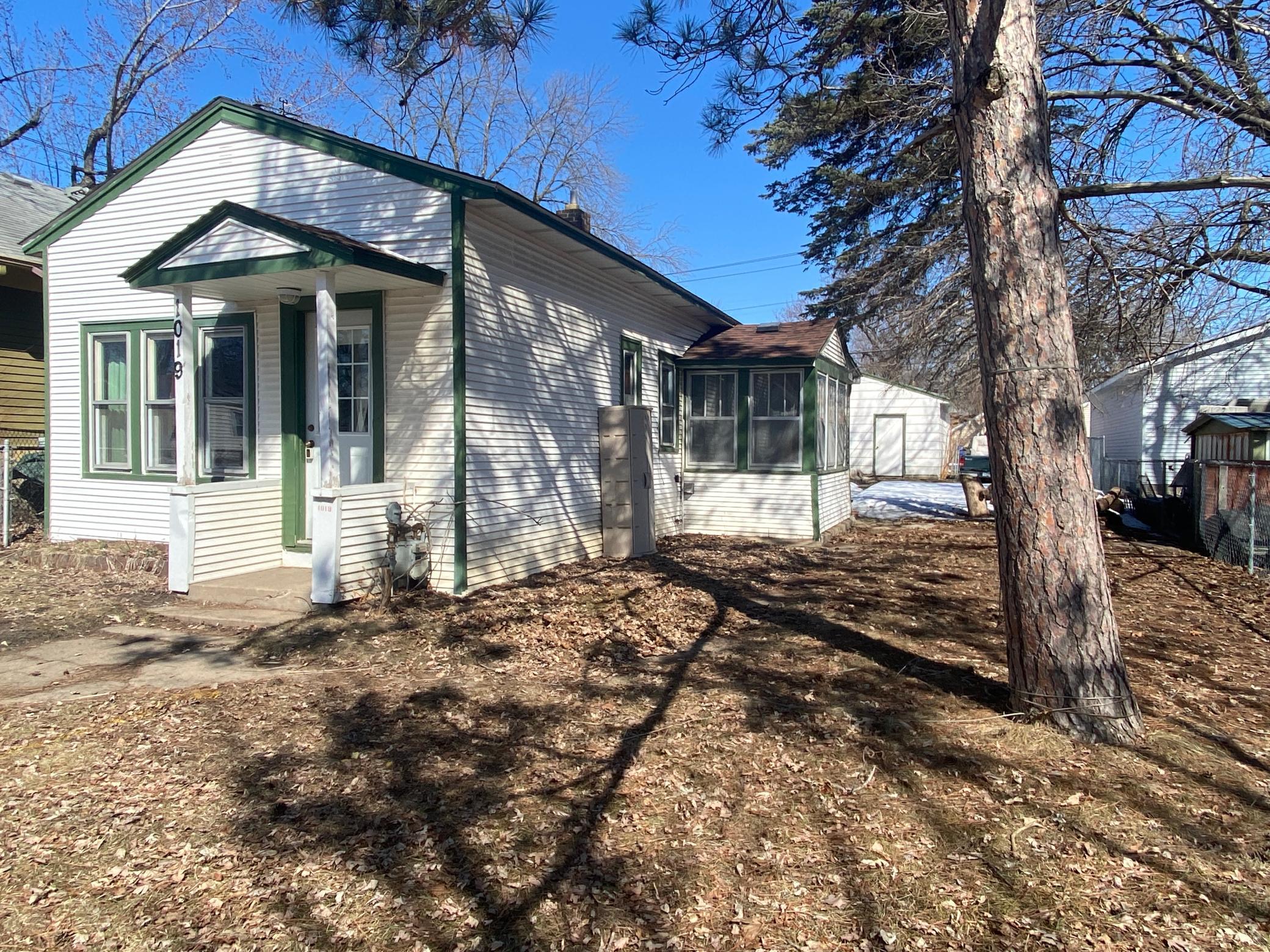 1019 Otto Ave, Saint Paul, MN 55102 MLS 6333764 Coldwell Banker