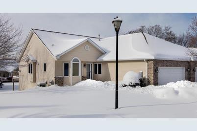 4443 Lakeshore Terrace, Eagan, MN 55122 - Photo 1