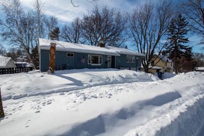 832 E Hampden Avenue, Fergus Falls, MN 56537 - Photo 1