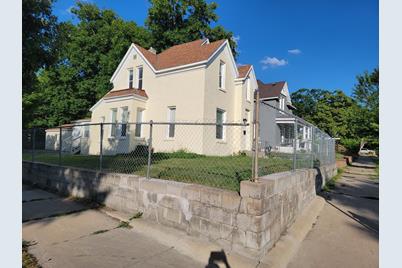 1820 Hillside Avenue N, Minneapolis, MN 55411 - Photo 1