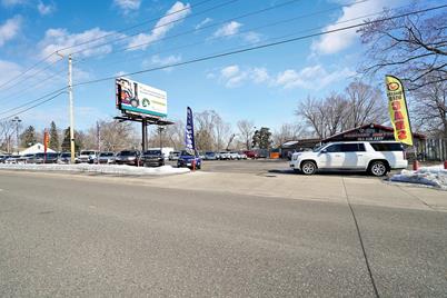 6048 Lakeland Avenue N, Crystal, MN 55428 - Photo 1