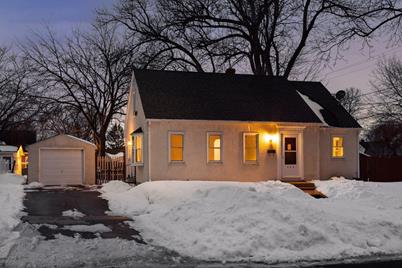 626 Fuller Street S, Shakopee, MN 55379 - Photo 1