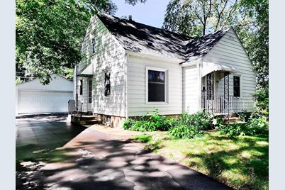 2800 Maryland Avenue S, Saint Louis Park, MN 55426 - Photo 1