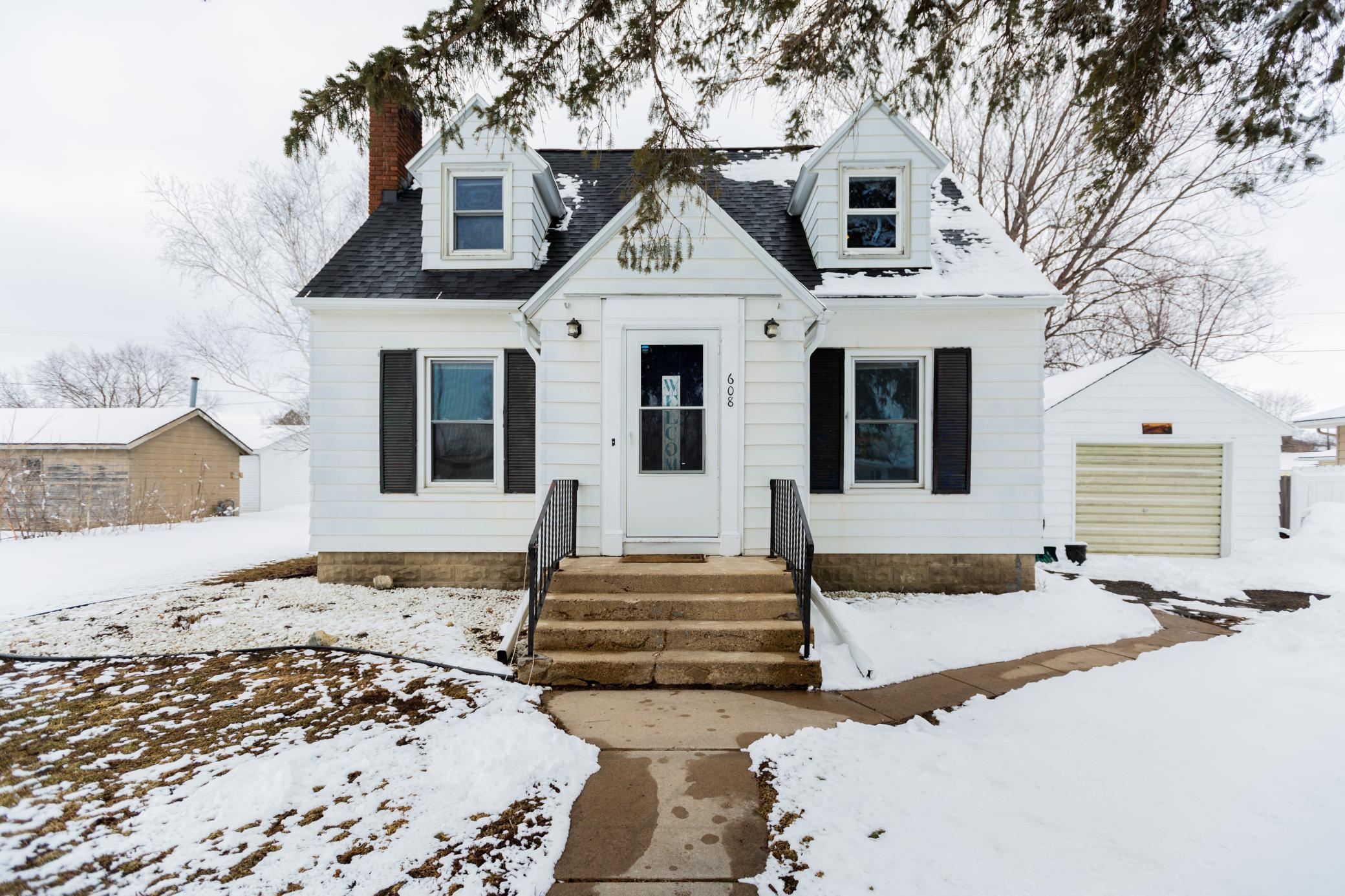 608 1st Ave SE, Pine Island, MN 55963 MLS 6339239 Coldwell Banker