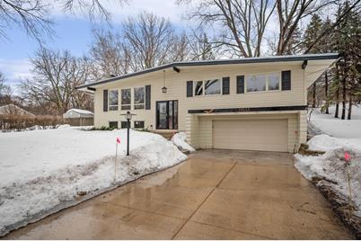 14233 Prince Place, Minnetonka, MN 55345 - Photo 1