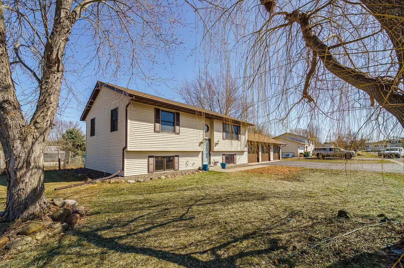 501 Delmar Ave, Osceola Twp, WI 54020 MLS 6340627 Coldwell Banker