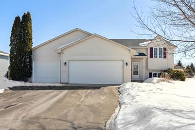 813 Heritage Trail, Belle Plaine, MN 56011 - Photo 1