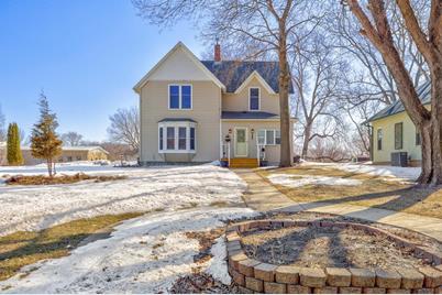 863 S Park Street, Fairmont, MN 56031 - Photo 1