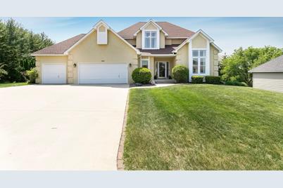 9888 Windsor Terrace, Eden Prairie, MN 55347 - Photo 1