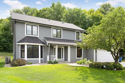 6165 McKinley Circle, Shorewood, MN 55331 - Photo 1