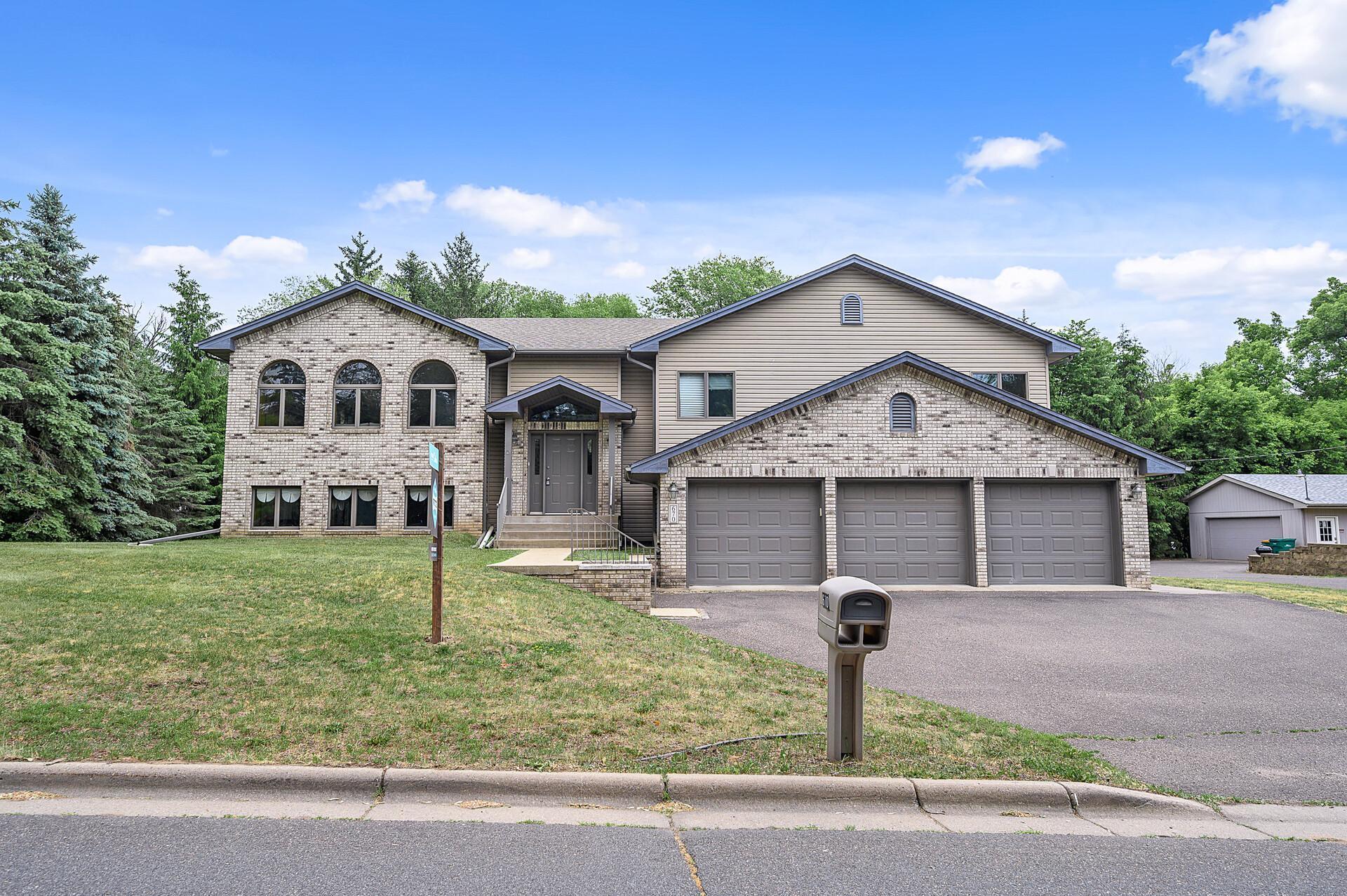 Mahtomedi Homes For Sale
