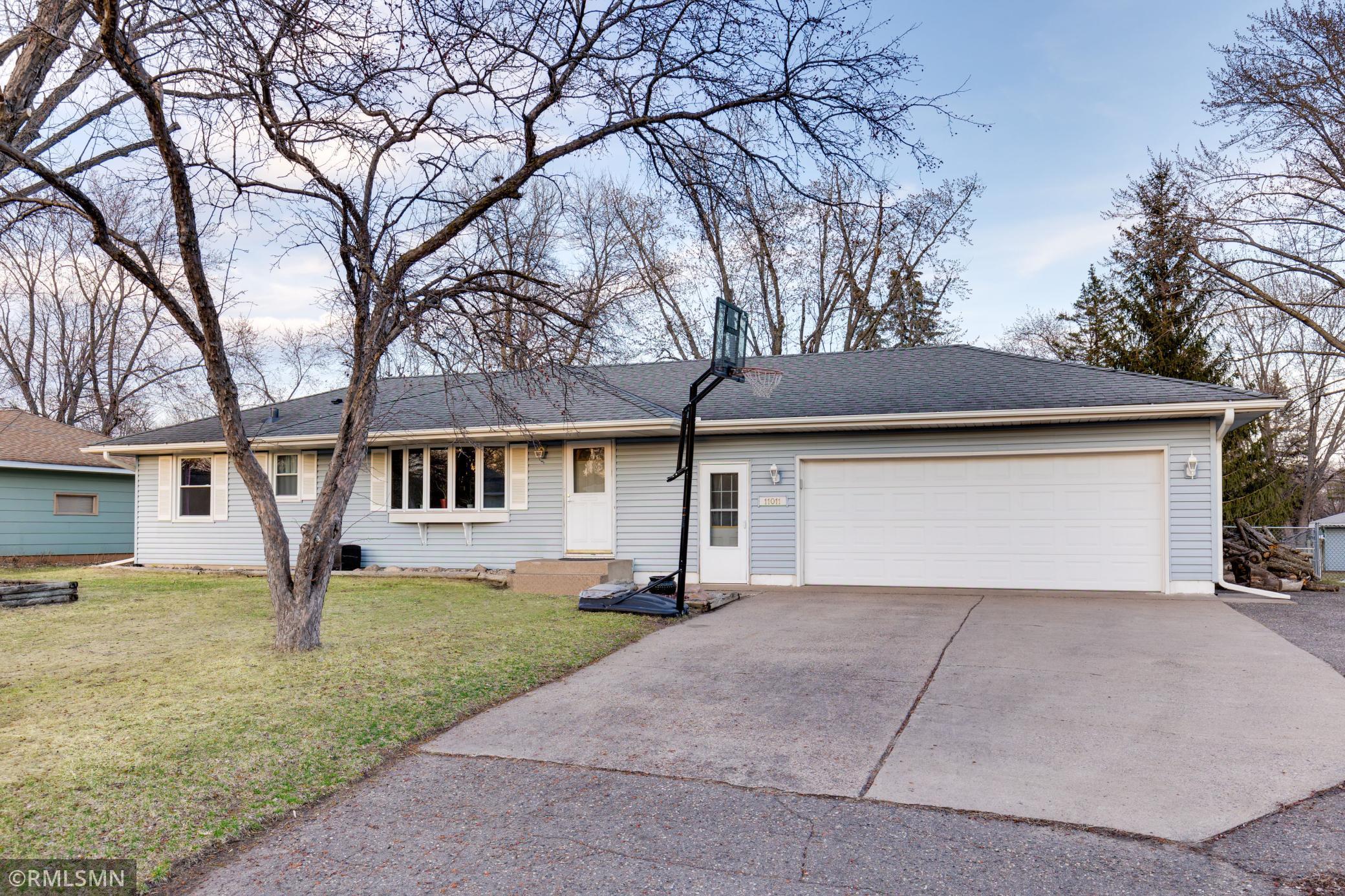 11011 Zion St NW, Coon Rapids, MN 55433 MLS 6349977 Coldwell Banker