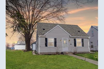 5748 37th Avenue S, Minneapolis, MN 55417 - Photo 1