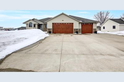 631 1st Street SE, Richmond, MN 56368 - Photo 1