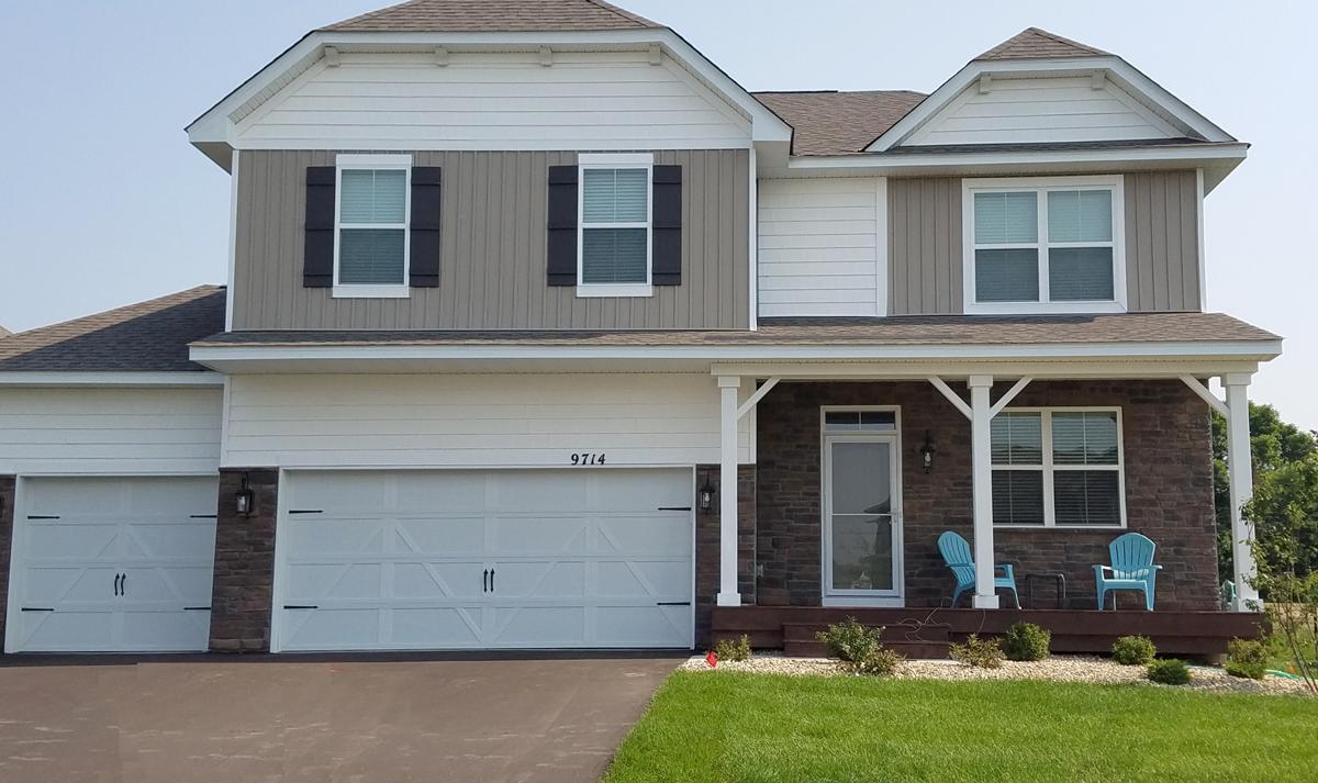 1723 August Dr, Shakopee, MN 55379 MLS 6352412 Coldwell Banker