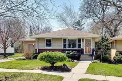 1341 Saint Albans Street N, Saint Paul, MN 55117 - Photo 1
