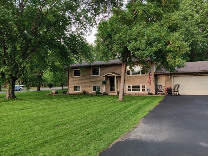 2710 Park Dr, Saint Cloud, MN 56303 MLS 6356355 Coldwell Banker