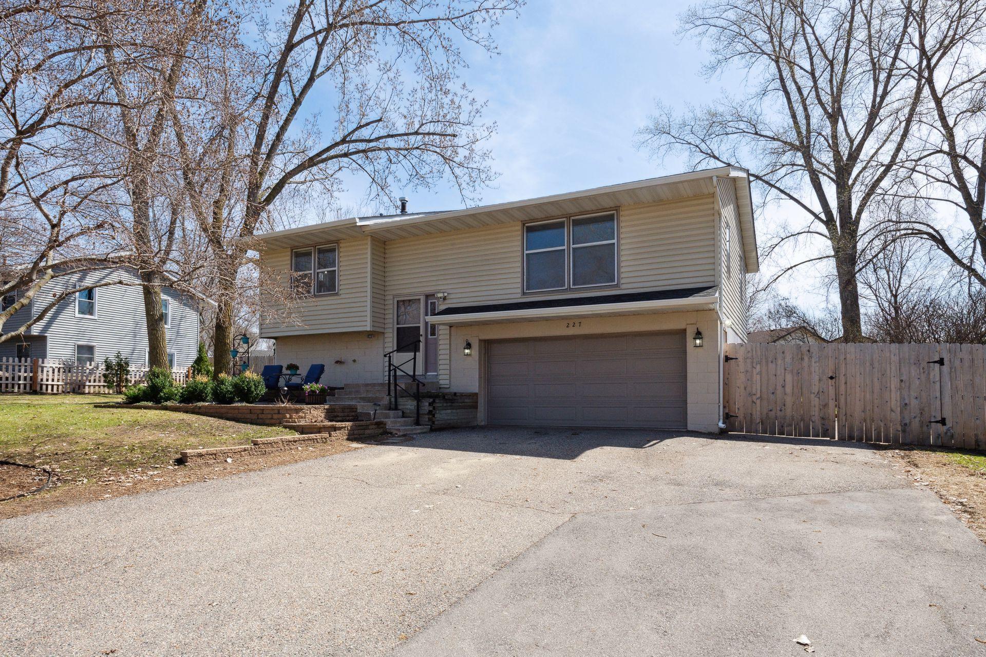 227 Highwood Dr, Chaska, MN 55318 MLS 6356481 Coldwell Banker