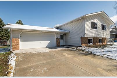 1005 7th Street NW, Kasson, MN 55944 - Photo 1