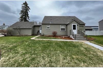 113 NW 1st Ave, New Prague, MN 56071 - Photo 1