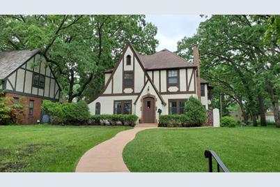 1018 Riverside Drive SE, Saint Cloud, MN 56304 - Photo 1