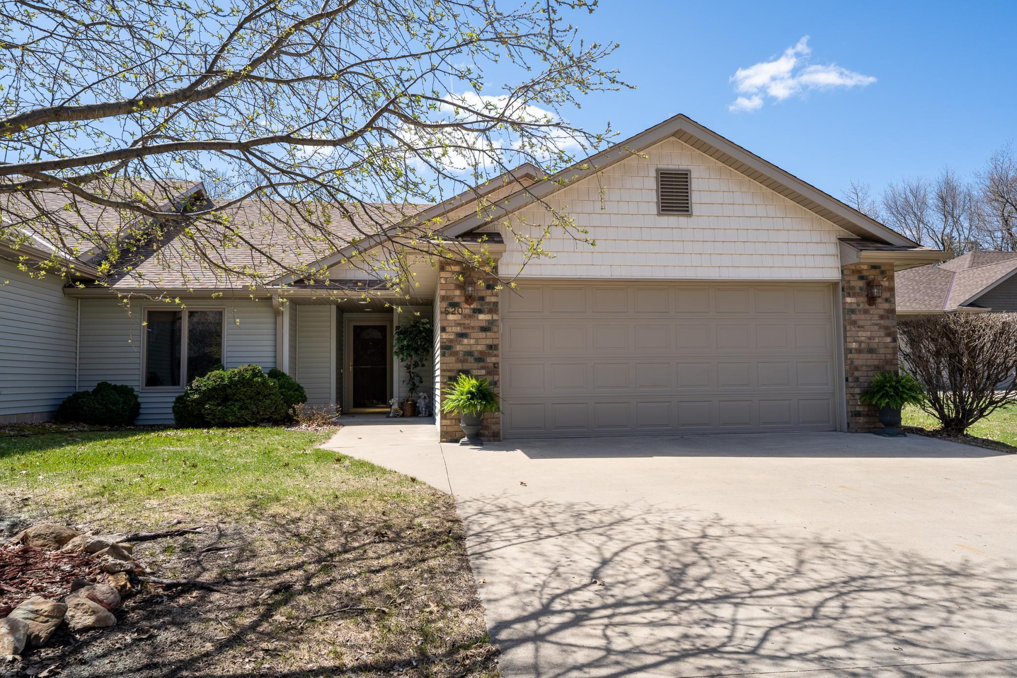 520 4th St SW, Cannon Falls, MN 55009 MLS 6358982 Coldwell Banker