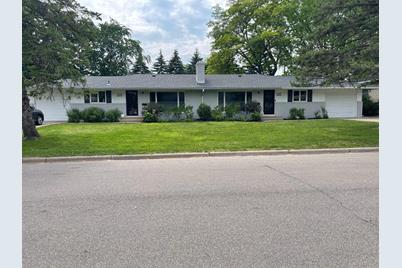 5216 Grandview Lane, Edina, MN 55436 - Photo 1