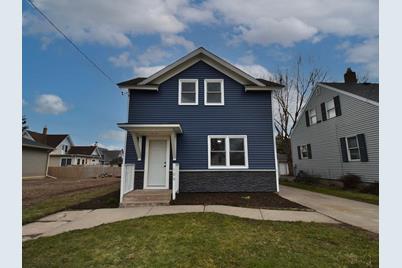 109 N 6th Street, Lake City, MN 55041 - Photo 1