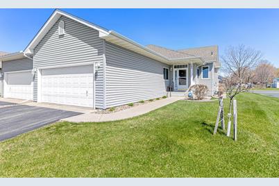 705 Regent Drive, Shakopee, MN 55379 - Photo 1