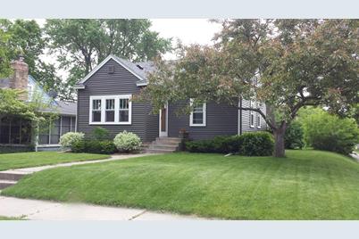 3201 Mondamin Street, Minneapolis, MN 55417 - Photo 1