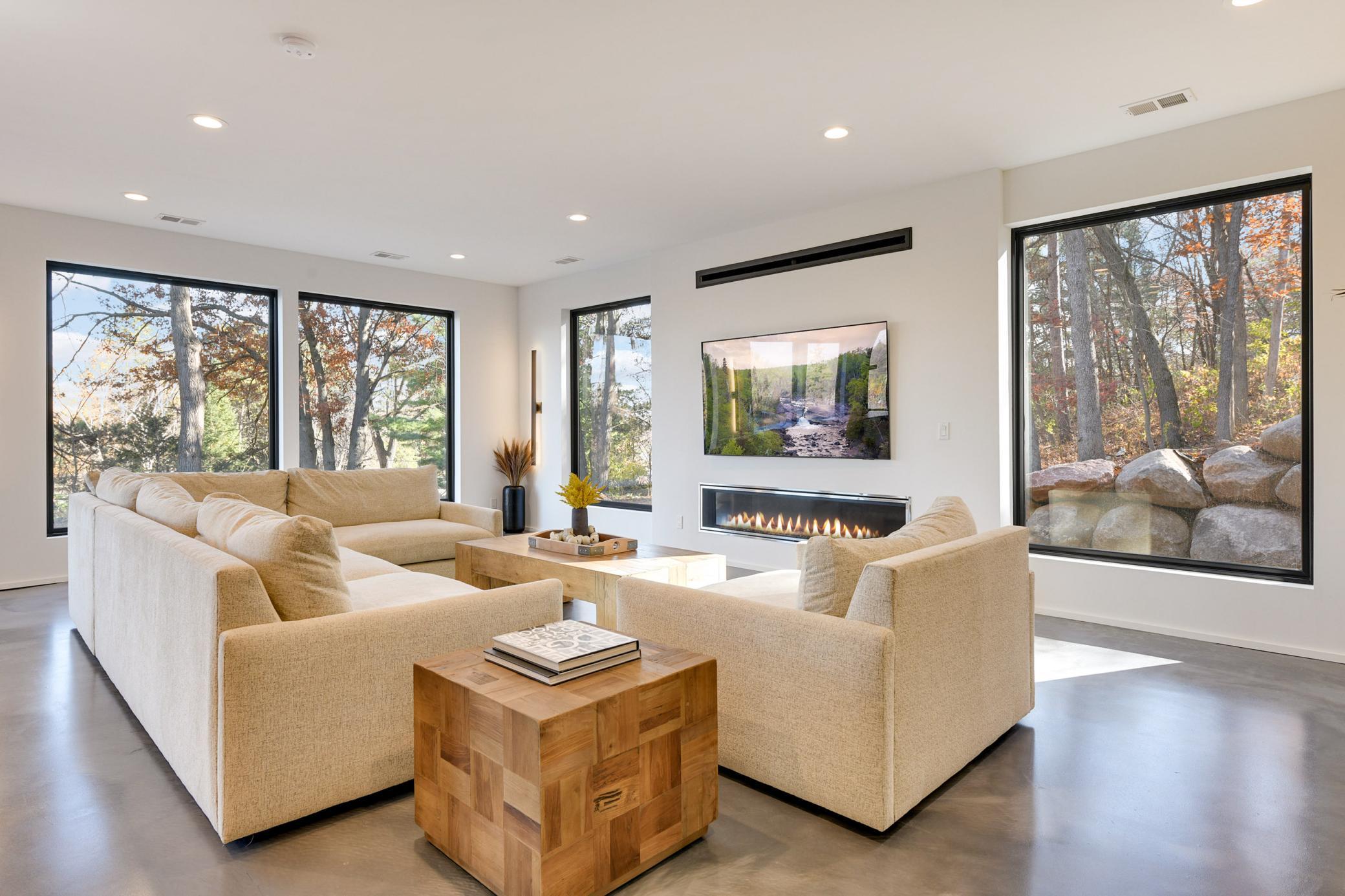 1701 Pine St W, Stillwater, MN 55082 MLS 6365772 Coldwell Banker