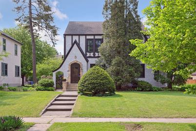 1834 Highland Parkway, Saint Paul, MN 55116 - Photo 1