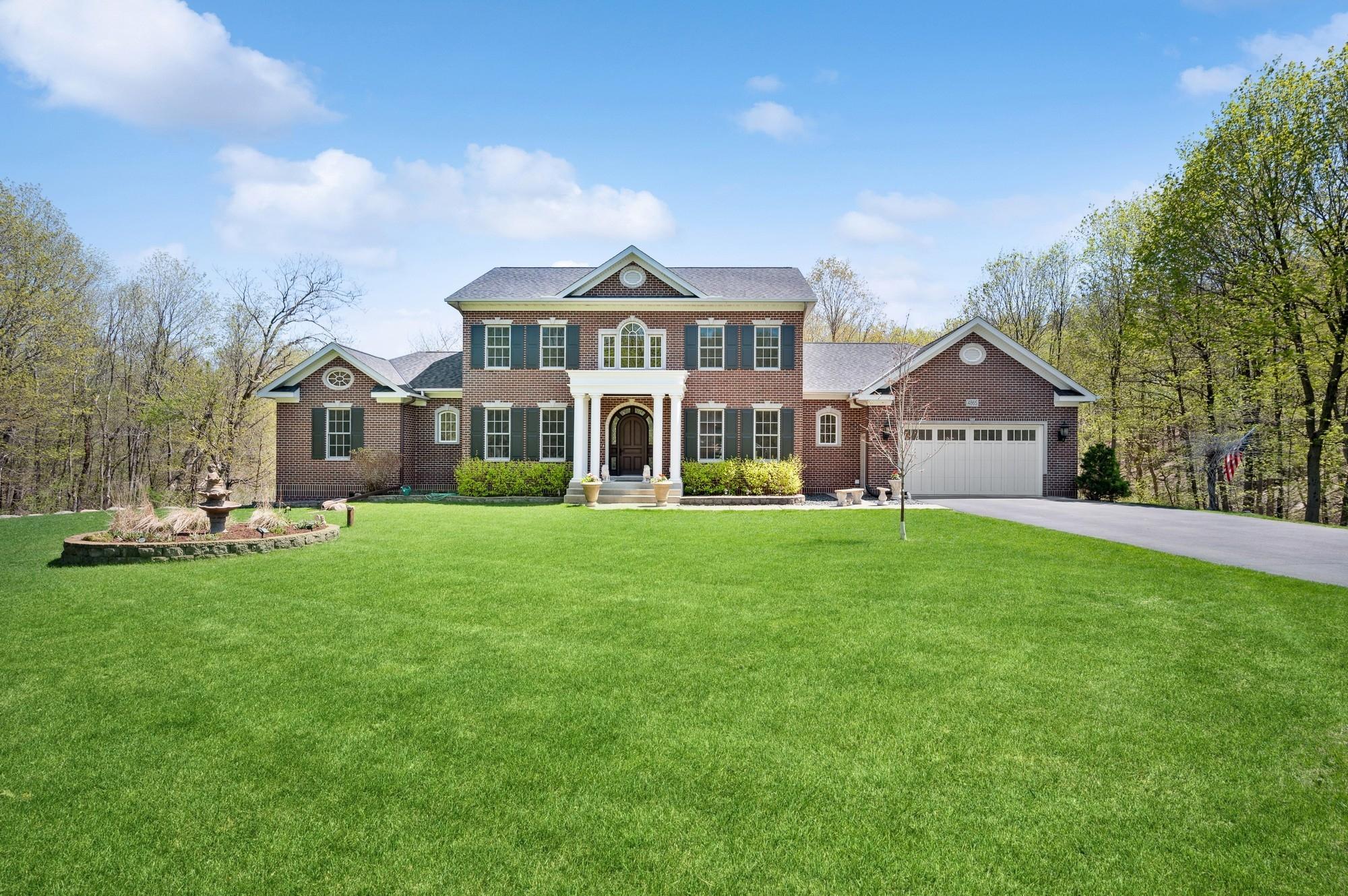 4865 Suburban Dr, Shorewood, MN 55331 MLS 6367325 Coldwell Banker