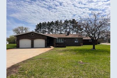 400 9th Street NE, Staples, MN 56479 - Photo 1