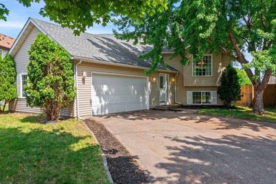 905 11th Street, Farmington, MN 55024 - Photo 1