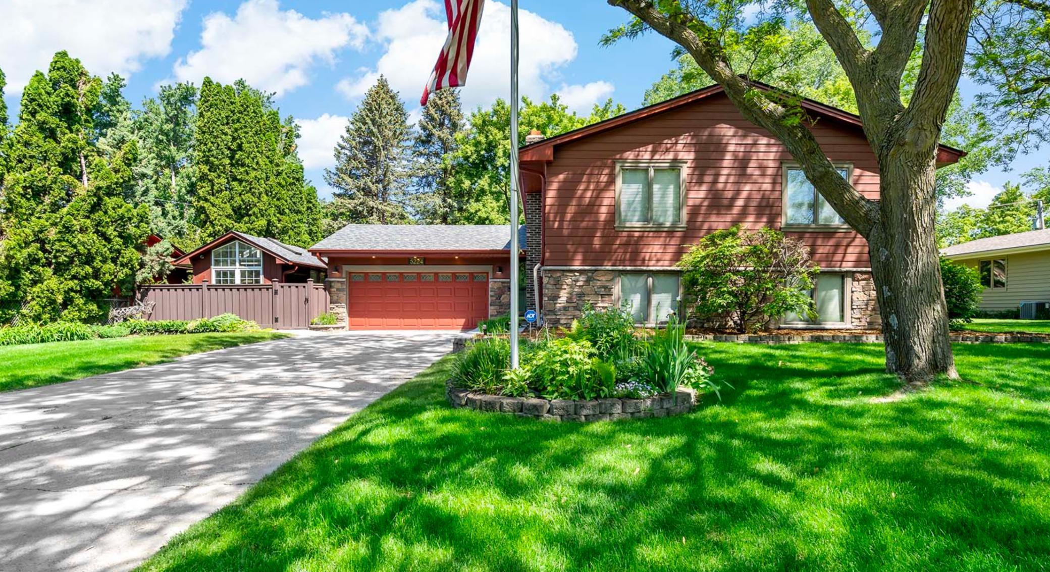 5224 W 96th St, Bloomington, MN 55437 MLS 6369304 Coldwell Banker