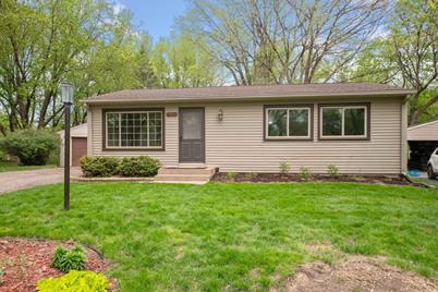 112517 Ramsey Court, Chaska, MN 55318 - Photo 1