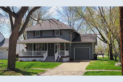 165 W 5th Street N, Cottonwood, MN 56229 - Photo 1