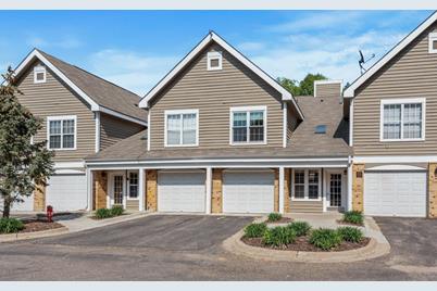 6157 Chasewood Parkway #203, Minnetonka, MN 55343 - Photo 1