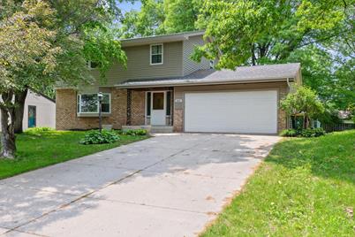 3409 Wisconsin Avenue N, Crystal, MN 55427 - Photo 1