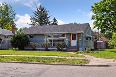 257 Spruce Street W, South Saint Paul, MN 55075 - Photo 1