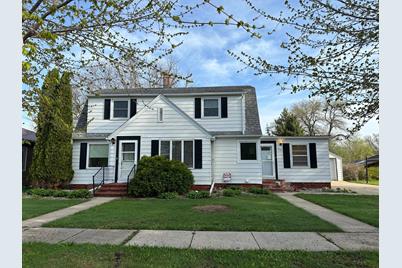 657 4th Avenue, Mountain Lake, MN 56159 - Photo 1