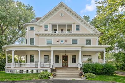 1007 Sibley Street, Hastings, MN 55033 - Photo 1